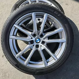 BMW G20 tekeri zawod 235/45R18