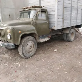 Gaz 53 1983