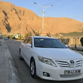 Toyota Camry 2010