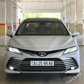Toyota Camry 2023