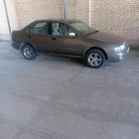 Nissan Sunny 1999