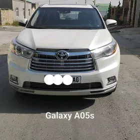 Toyota Highlander 2016