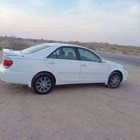 Toyota Camry 2004