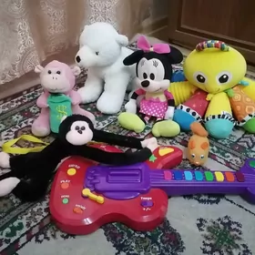 фирменные игрушки