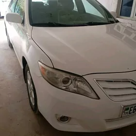Toyota Camry 2011
