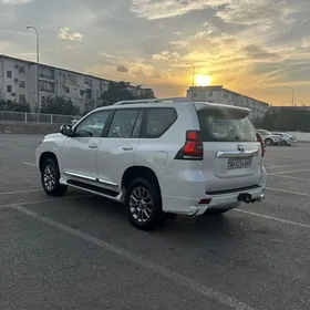 Toyota Land Cruiser Prado 2021