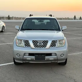 Nissan Pathfinder 2005
