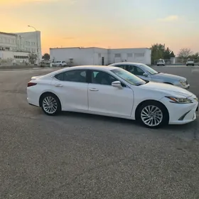 Lexus ES 350 2019