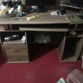 стол компьютерный