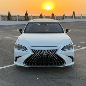 Lexus ES 350 2019