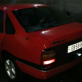 Opel Vectra 1990
