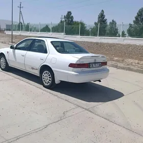 Toyota Camry 1998