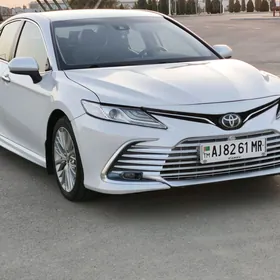 Toyota Camry 2020