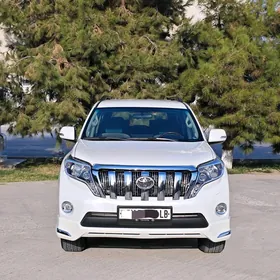Toyota Land Cruiser Prado 2011