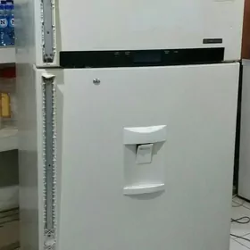LG  HOLODILNIK