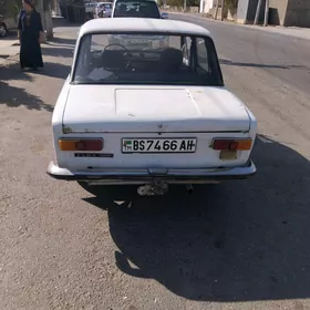 Lada 2104 1980