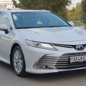 Toyota Camry 2022
