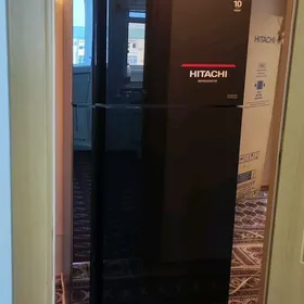 HITACHI