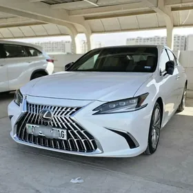 Lexus ES 350 2022