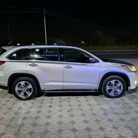Toyota Highlander 2019