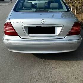 Mercedes-Benz S-Class 2004