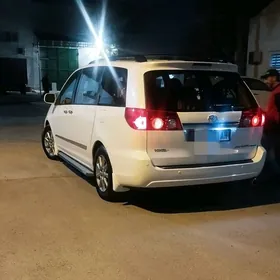 Toyota Sienna 2009