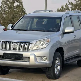 Toyota Land Cruiser Prado 2013