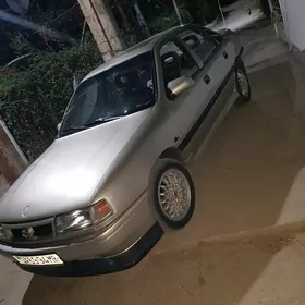 Opel Vectra 1991