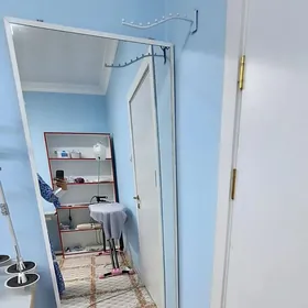 aýna зеркало