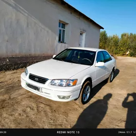 Toyota Camry 1999