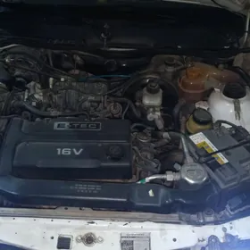 Daewoo Nexia 2014