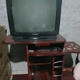 Telewizor we podstawka