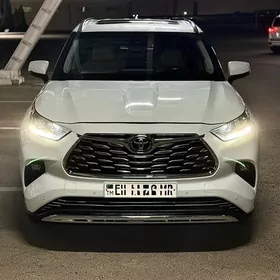 Toyota Highlander 2020