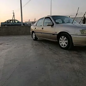 Opel Vectra 1992
