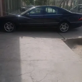 Mercedes-Benz S-Class 2002