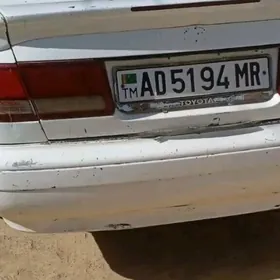 Toyota Carina 1995