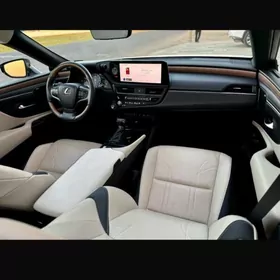 Lexus ES 350 2023