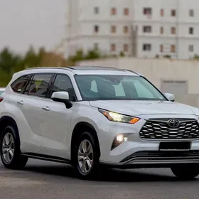Toyota Highlander 2020