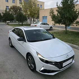 Hyundai Elantra 2021