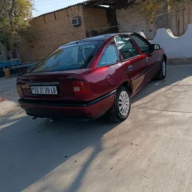 Opel Vectra 1992