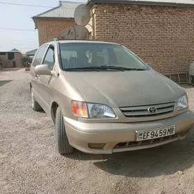 Toyota Sienna 2000