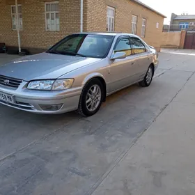 Toyota Camry 2001
