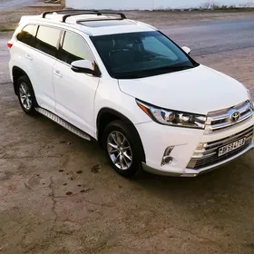 Toyota Highlander 2017