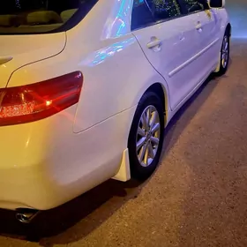 Toyota Camry 2010