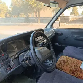 Toyota Hiace 1992