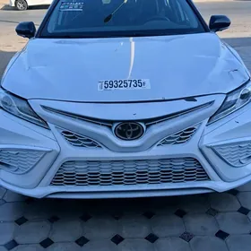 Toyota Camry 2020