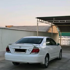 Toyota Camry 2005