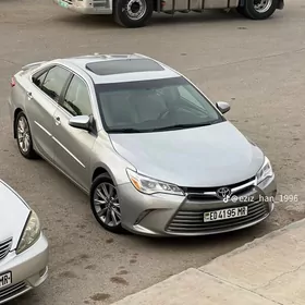 Toyota Camry 2017