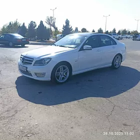 Mercedes-Benz C-Class 2012