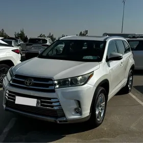 Toyota Highlander 2018
